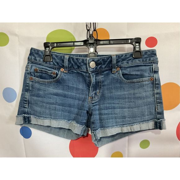 American Eagle Denim Shorts Size 6 Distressed Shorty Shorts 💕🌼 - Picture 1 of 11
